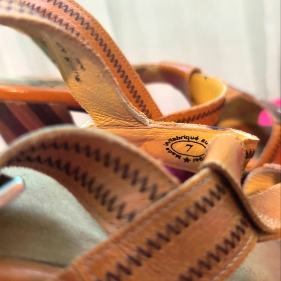 John Fluevog "Parker" t-strap leather sandal size 7 us, GUC - Picture 4 of 7